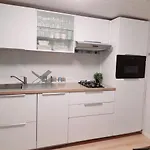 Maison De Centre Apartment
