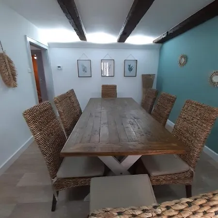L'impasse Du Theatre, Grande Maison Familiale Apartment *